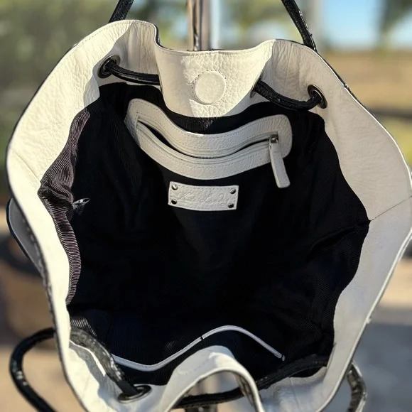 Kate Landry | White and Black Leather Purse Handbag | Like-New Condition - Picture 4 of 11